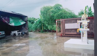 ขายโกดัง วัชรพล ประตูกว้าง รถใหญ่เข้าได้