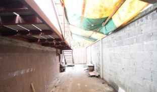 ขายโรงงาน วัชรพล ซอย 4 เนื้อที่ 1 ไร่ 77 ตารางวา 0809559888 มี พื้นที่ว่าง อีก ครึ่งหนึ่ง โรงงาน 11 กค.61 _083