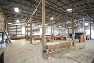 ขายโรงงาน วัชรพล ซอย 4 เนื้อที่ 1 ไร่ 77 ตารางวา 0809559888 มี พื้นที่ว่าง อีก ครึ่งหนึ่ง โรงงาน 11 กค.61 _051